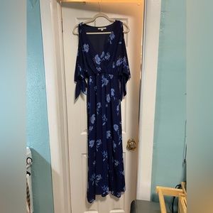 Floral, flowy, maxi dress!